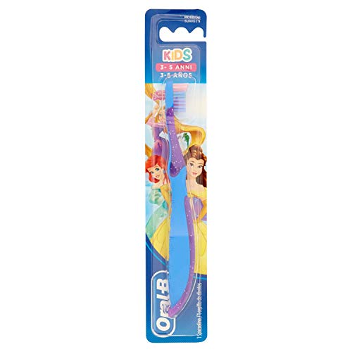 Oral-B Spazzolino Manuale Bambino, 3 - 5 Anni, Modelli Assortiti