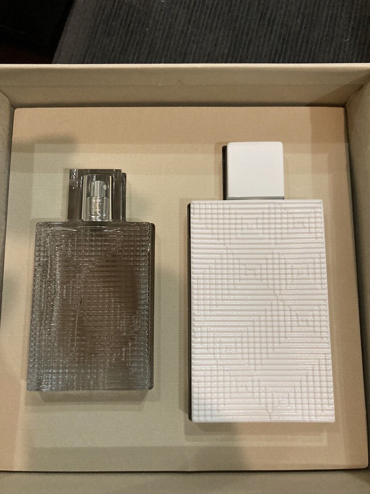 BURBERRY " BRIT RHYTHM " FOR HER EAU DE TOILETTE 50ml. NATURAL SPRAY