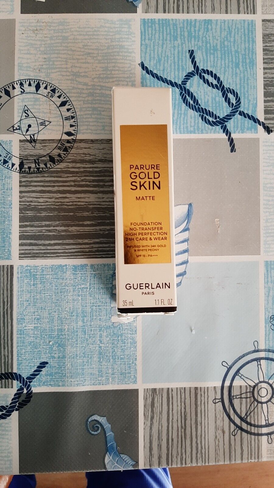GUERLAIN Parure Gold Skin Matte Foundation fondotinta opacizzante lunga tenuta