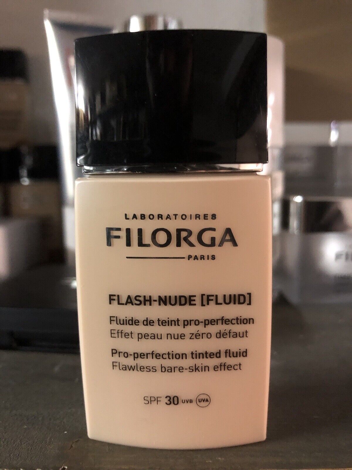 OFFERTA -50% Filorga Fondotinta Flash Nude 04 Nude Dark 30 ml