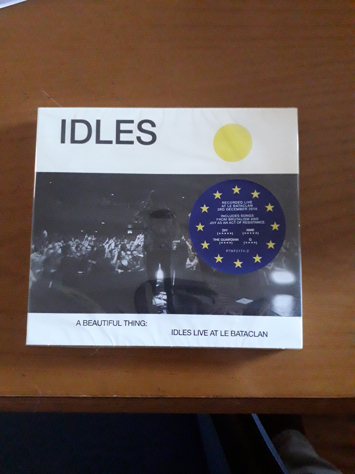 A Beautiful Thing:Idles Live At Bataclan (2 CD Audio) - Idles