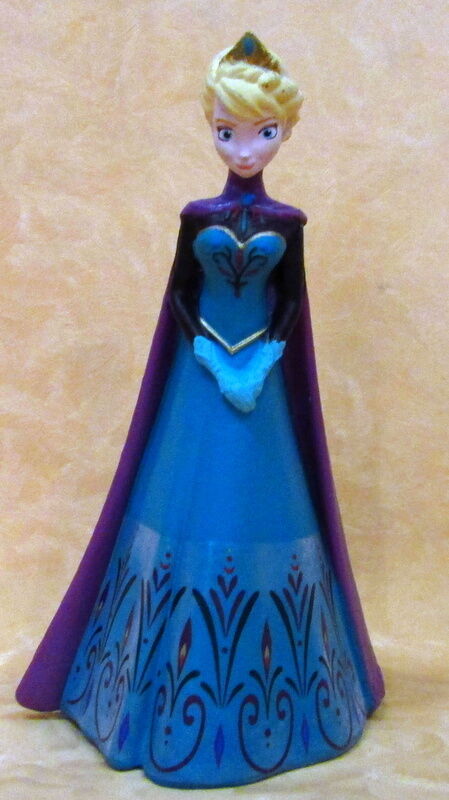 PERSONAGGIO FROZEN ELSA CON MANTELLO h 10,5 cm   ideale per torte cod.16001