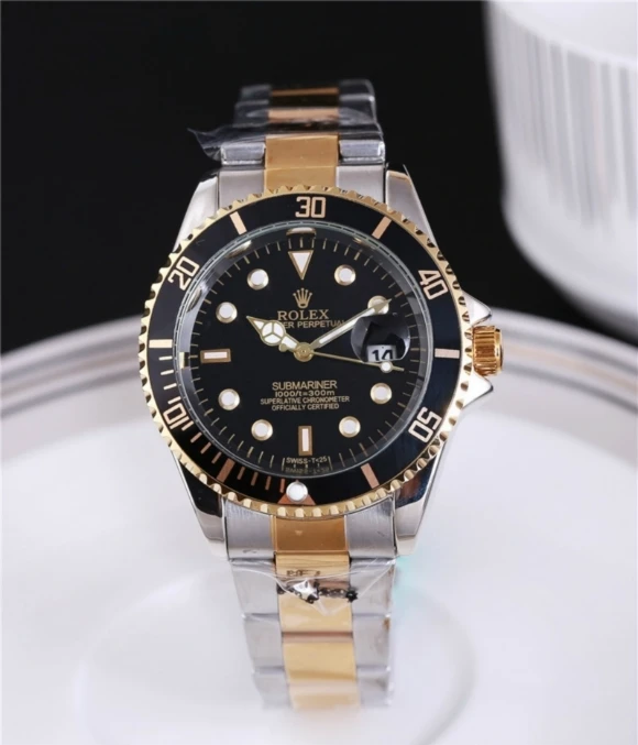 2023 New Fashion Women Men Watch Mens Womens Watches Luxury Classic Retro Casual Big Diamond Orologi Da Polso