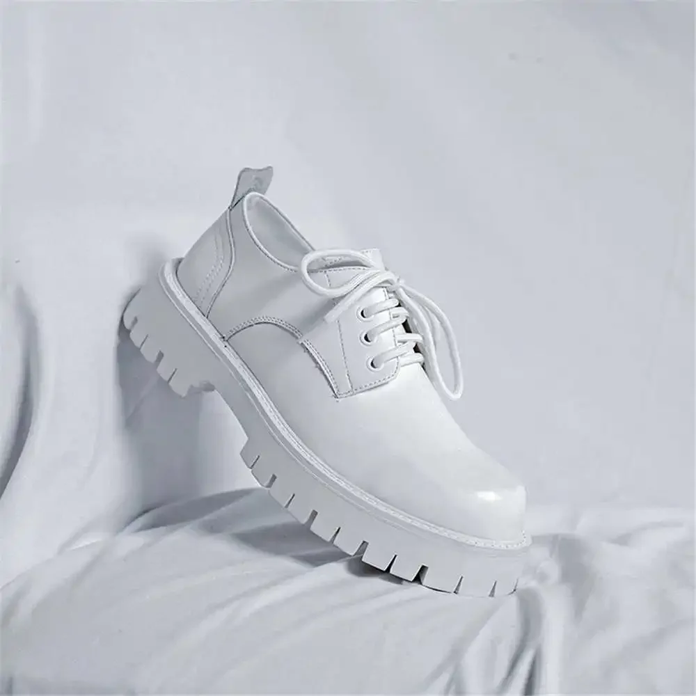 Scarpe Da Ginnastica Platform In Pelle Sintetica Dress Man Heels Tennis Para Basketball Boys Dress Shoes Sport Fat Joggings