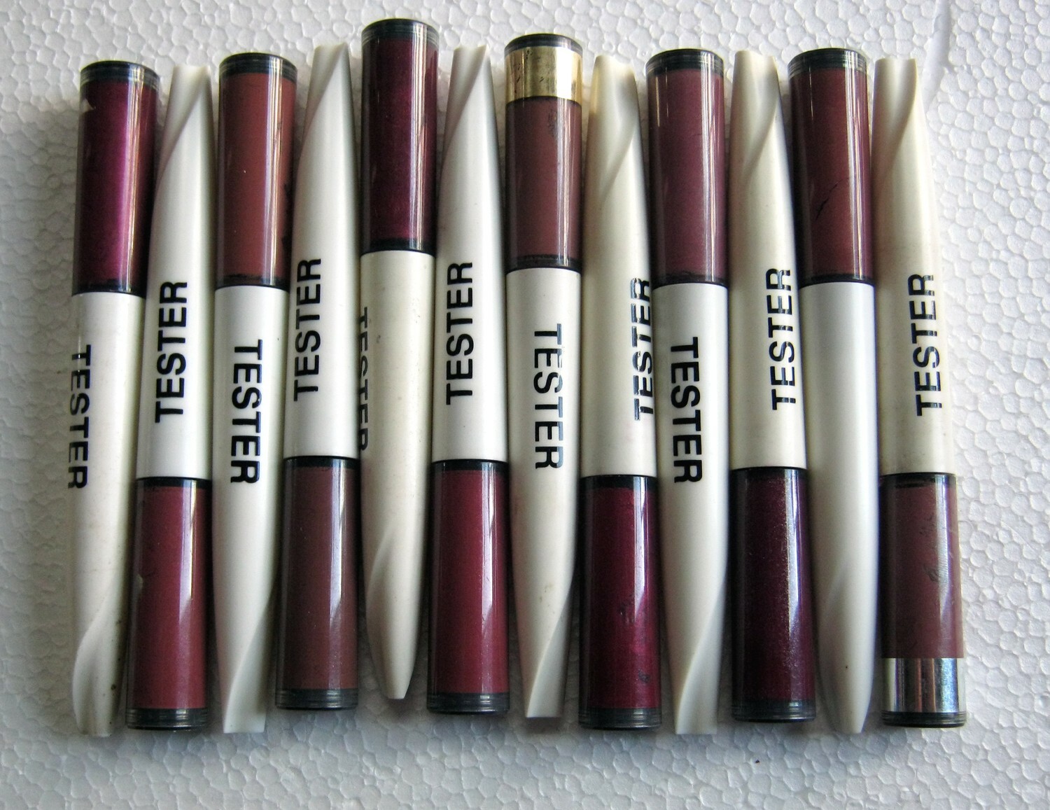 MAX FACTOR LIPFINITY ROSSETTO A LUNGA DURATA 24 H 12 PEZZI ASSORTITI