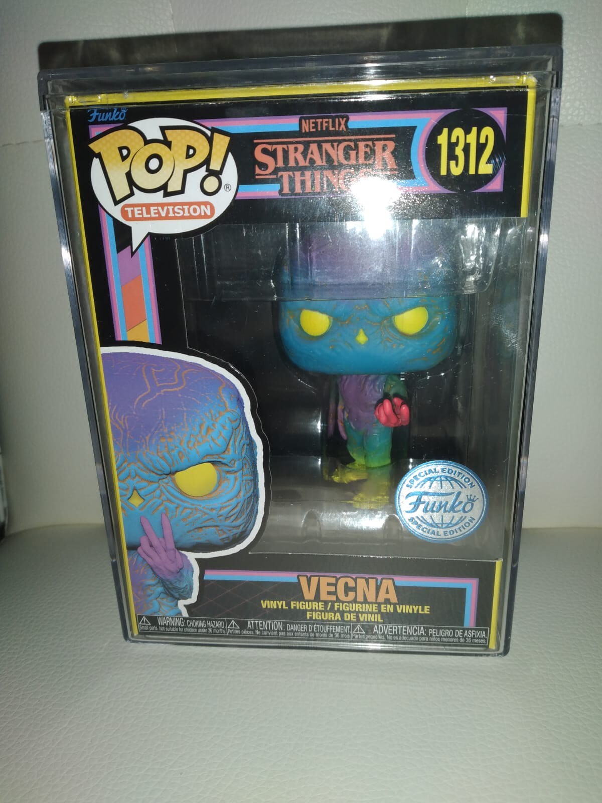Funko POP ! Vecna Blacklight  #1312 Stranger Things Season 4 - Special Ed.