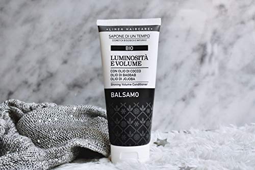 Sapone Di Un Tempo Balsamo Luminosità E Volume Con Olio Di Cocco, Baobab E Jojoba Vegano 200 Ml