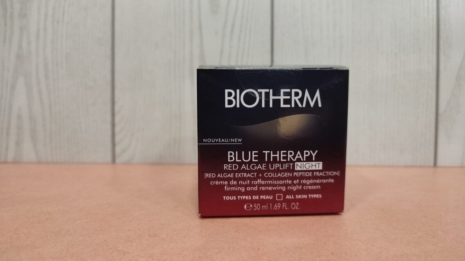 Biotherm Blue Therapy Red ALGAE UPLIFT Night Crema 50ml Tutti i tipi di Pelle