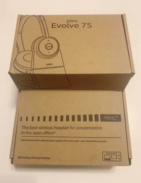 Jabra Evolve 75 UC Bluetooth Stereo Cuffie Con di Ricarica Stand 7599-838-199