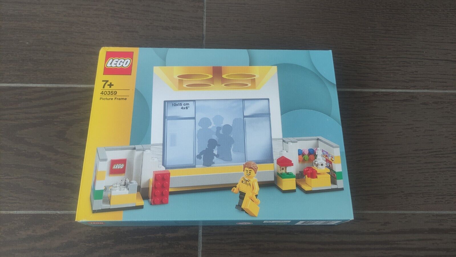 LEGO 40359 LEGO Store Picture Frame